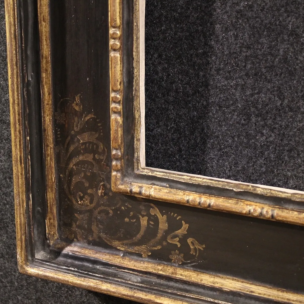 Tuscan lacquered, painted and gilded frame, 20th century 5
