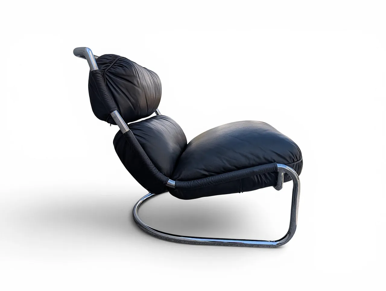 Modernist lounge chair 2