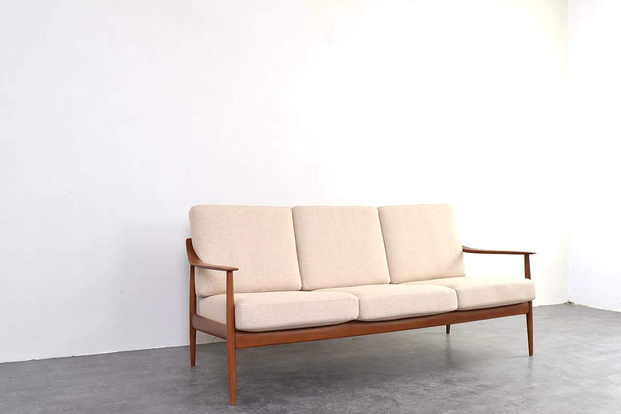 Teak Antimott sofa by Knoll, 1960s 9