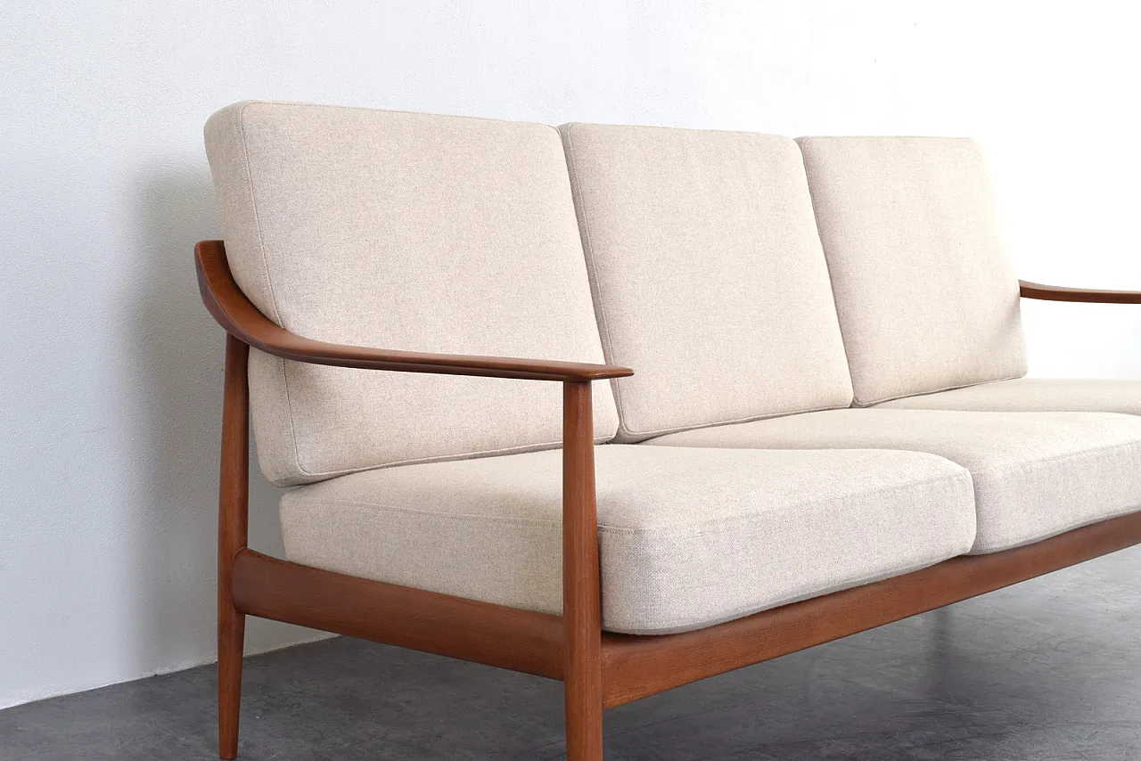 Teak Antimott sofa by Knoll, 1960s 11