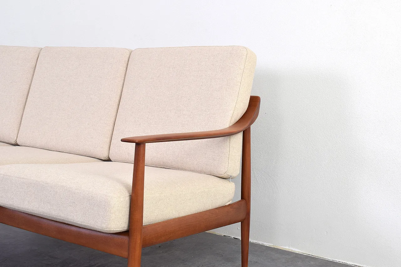 Teak Antimott sofa by Knoll, 1960s 12