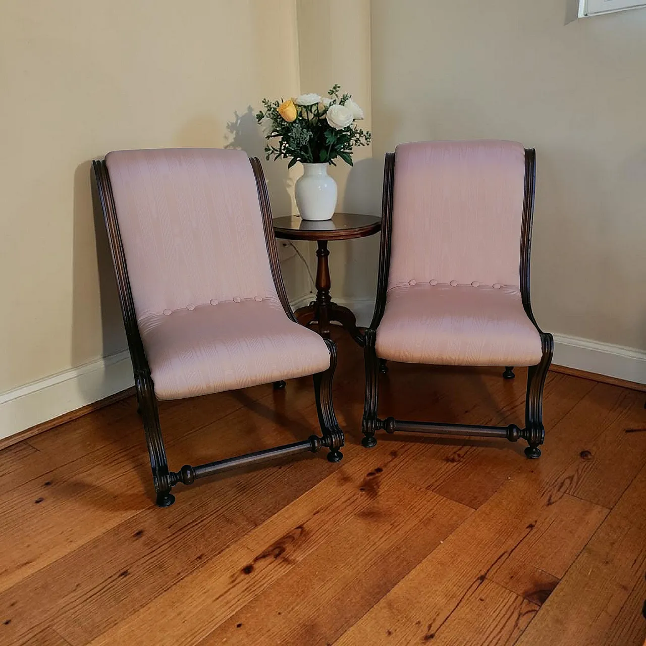 Pair of short chaise longue armchairs, 19th century 4