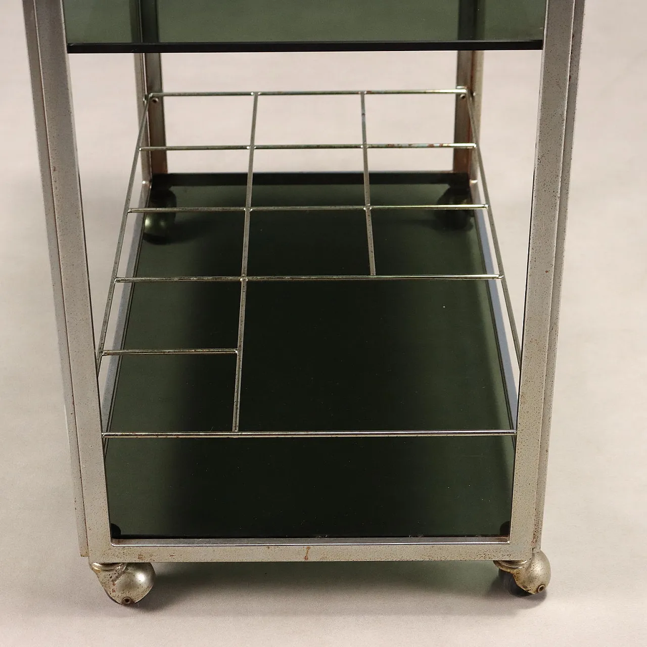 Cart with bottle holder, 20th century 5