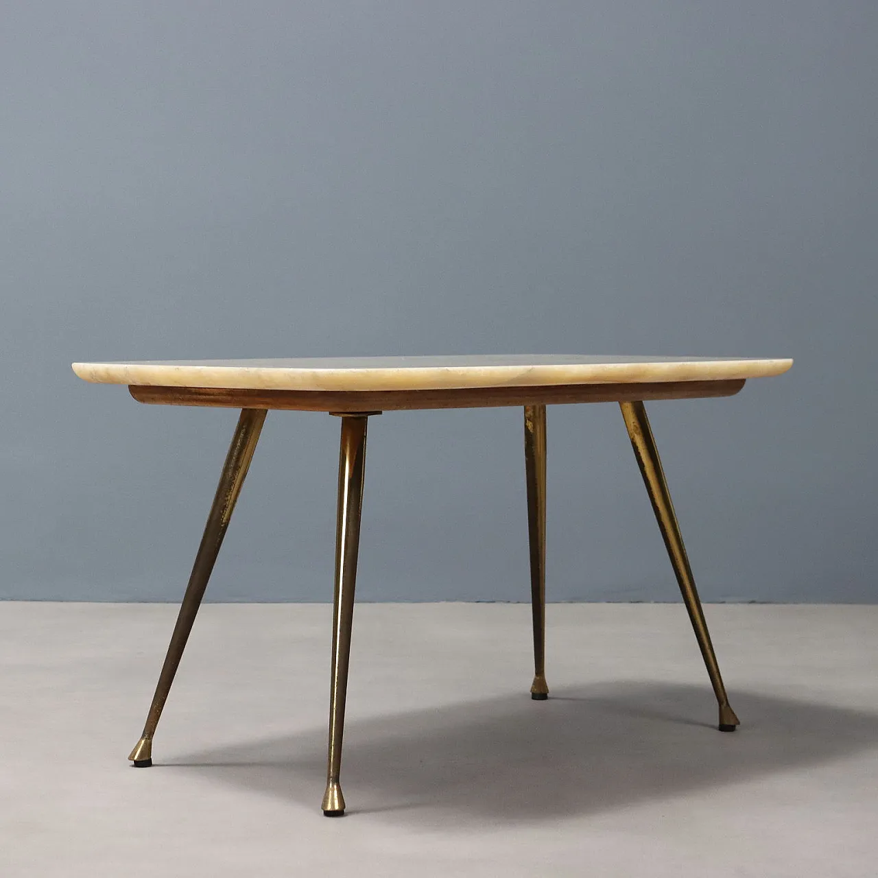 Coffee table with onyx top, 20th century 7
