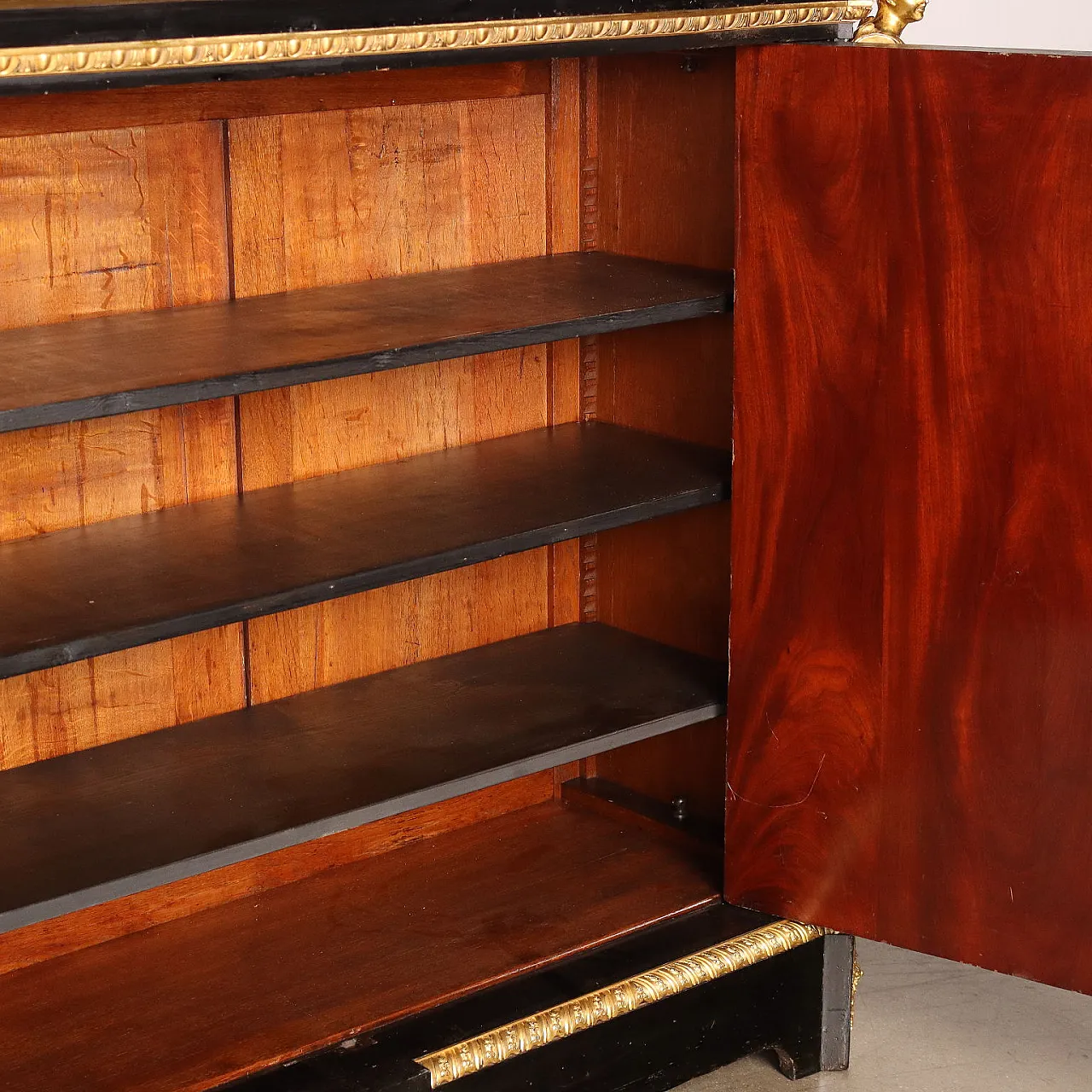 Napoleon III sideboard in ebony-panelled oak by Georges Monbro, third quarter 19th century 10