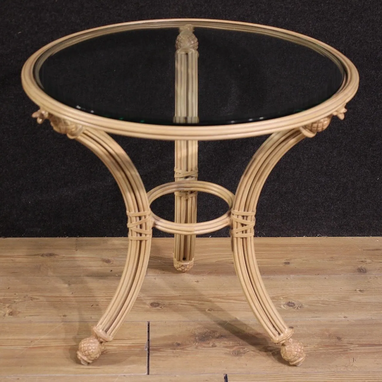 Italian iron coffee table with glass top 2