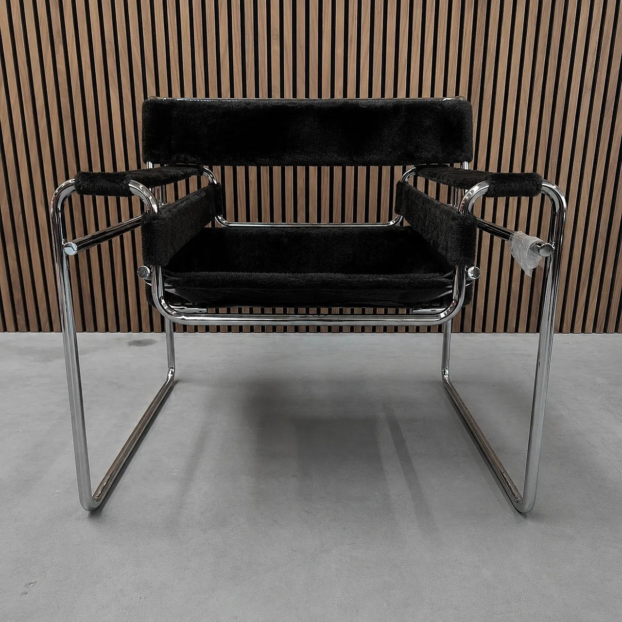 Poltrona B3 Wassilly di Knoll Studio in Cuoio e Pelo Nero, anni 2000 3