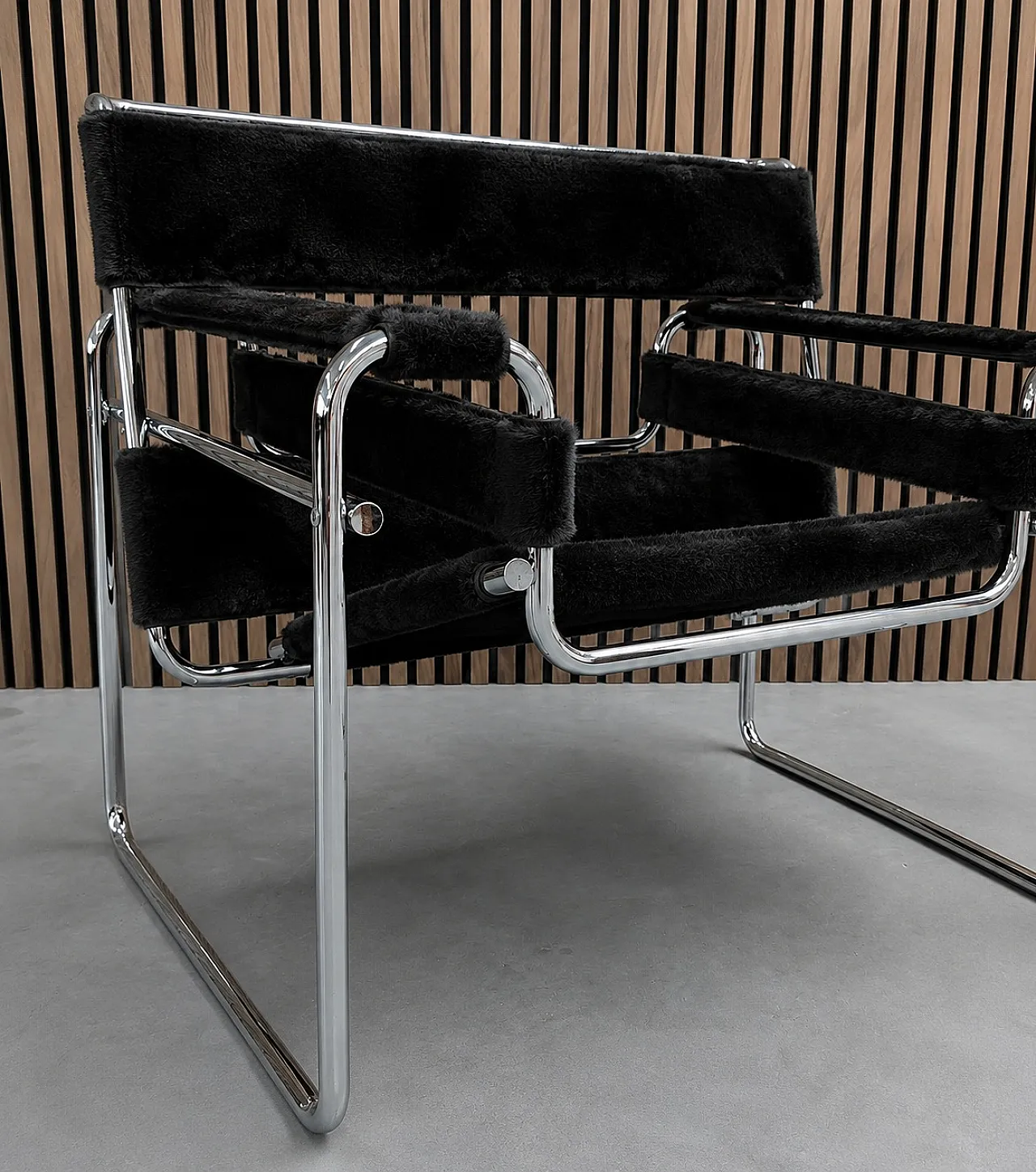 Poltrona B3 Wassilly di Knoll Studio in Cuoio e Pelo Nero, anni 2000 5