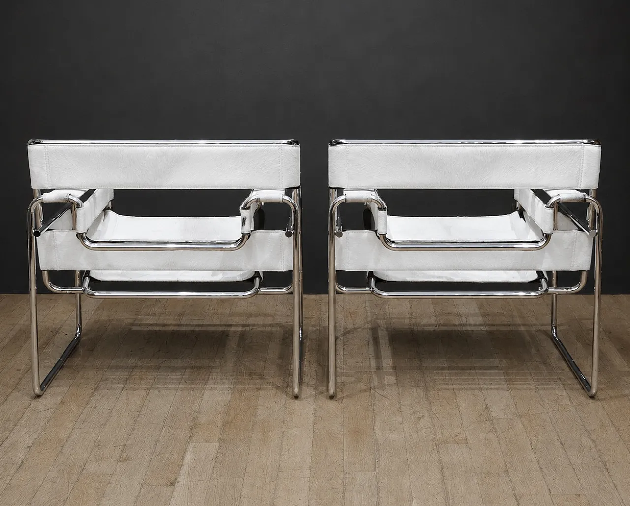 Coppia di poltrone B3 Wassilly di Knoll Studio in cuoio e  pelo, 2000 20