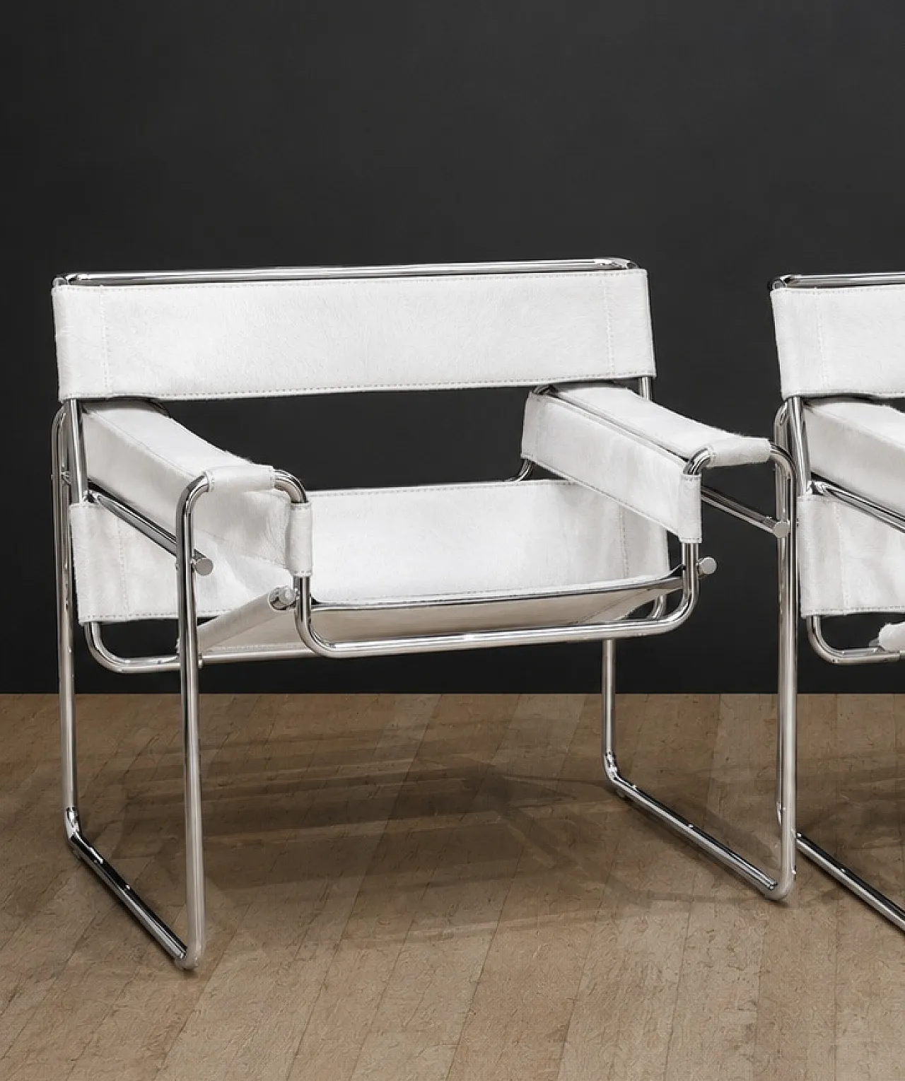 Coppia di poltrone B3 Wassilly di Knoll Studio in cuoio e  pelo, 2000 23