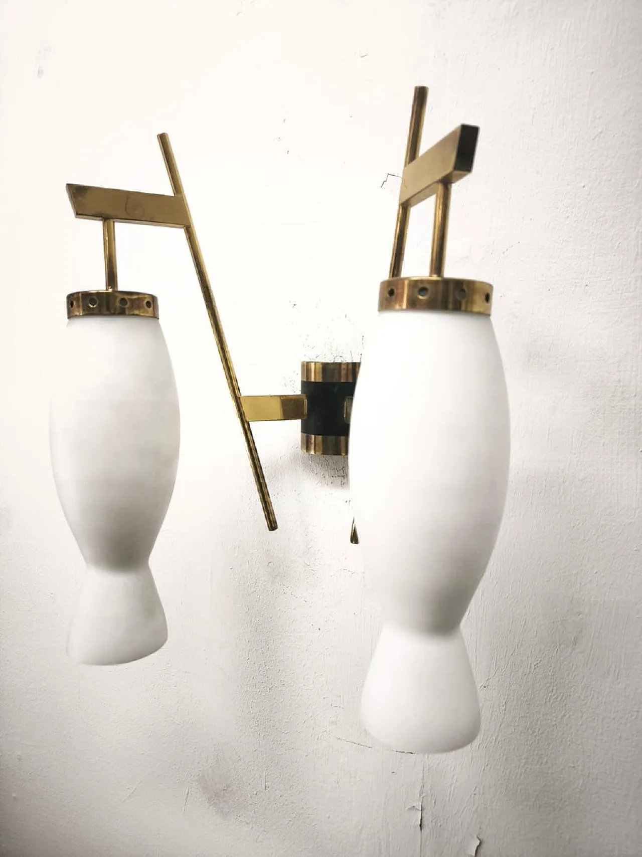 Brass wall lamp with double opal glass light, 1960s 7