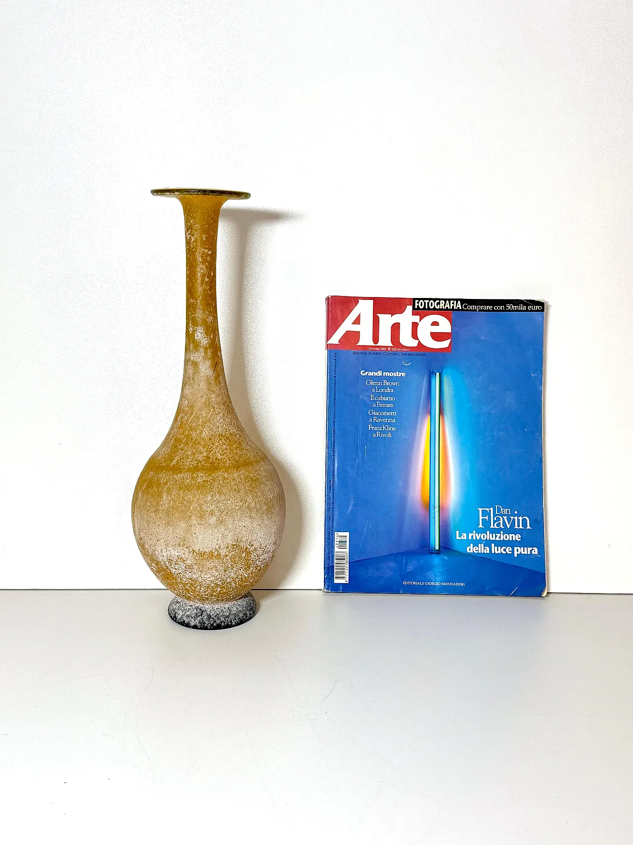 Vaso bottiglia in vetro scavo attr. a Gino Cenedese, anni '70 4
