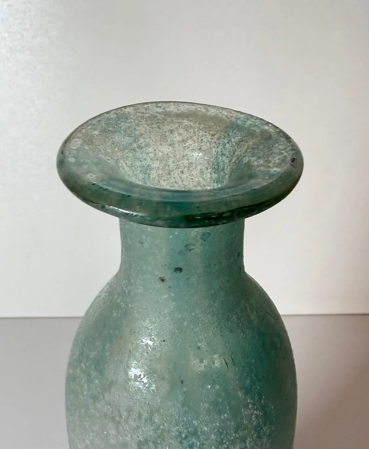 Vaso bottiglia in vetro scavo attr. a Gino Cenedese, '900 7