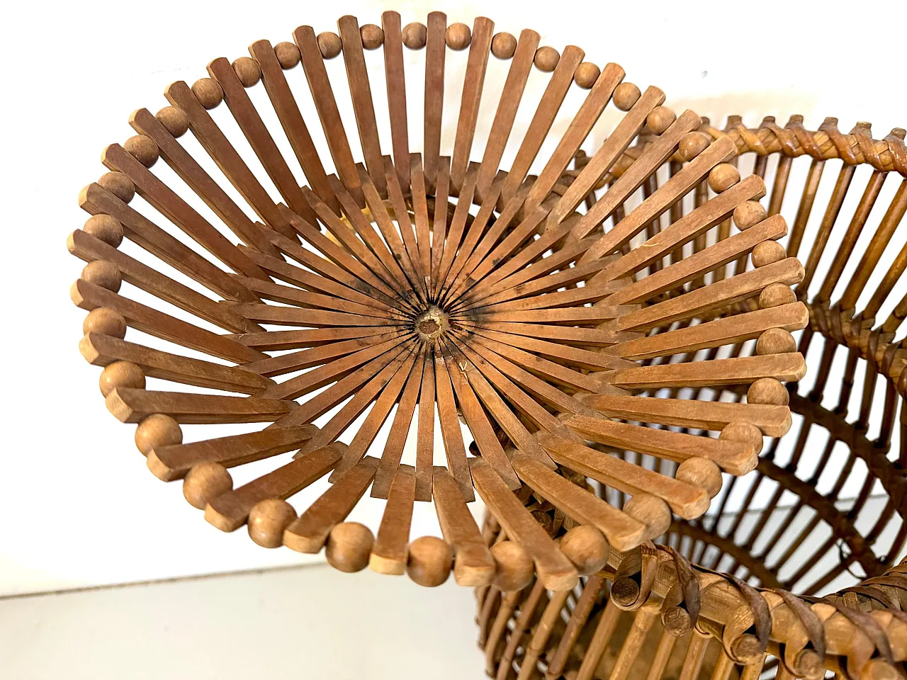 Wicker and bamboo Amphora umbrella stand, 1960s 8