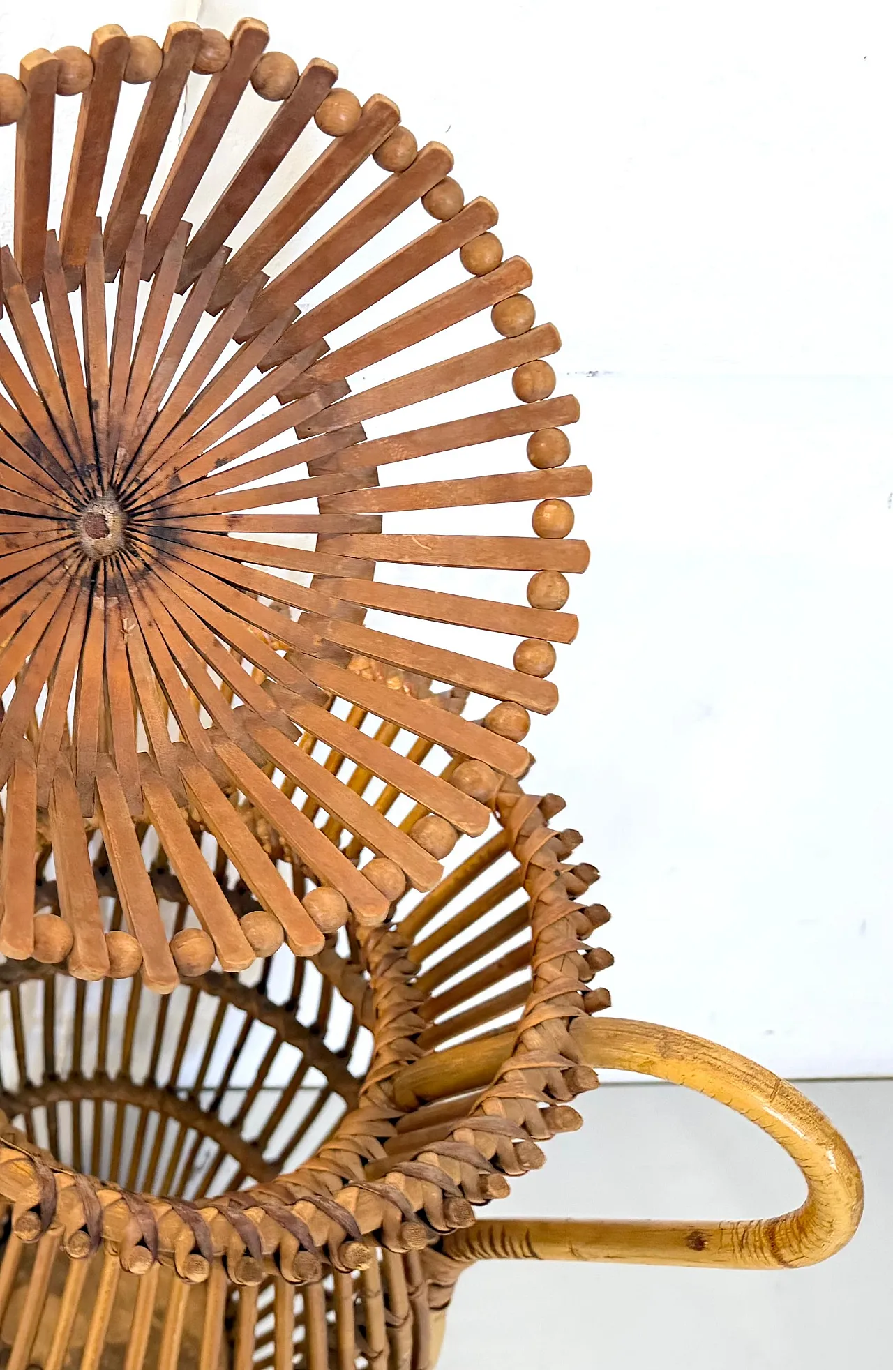 Wicker and bamboo Amphora umbrella stand, 1960s 9
