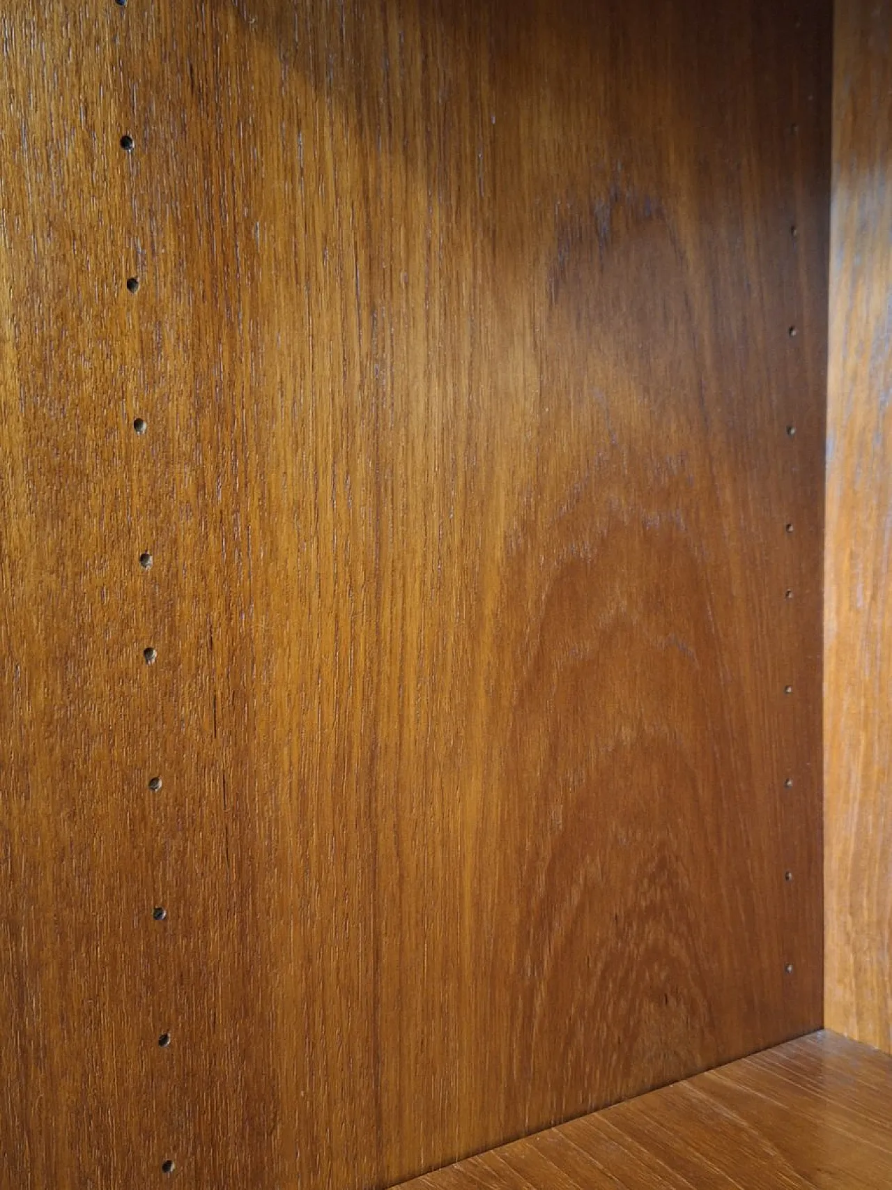 Libreria autoportante in teak con ripiani regolabili, anni '60 5