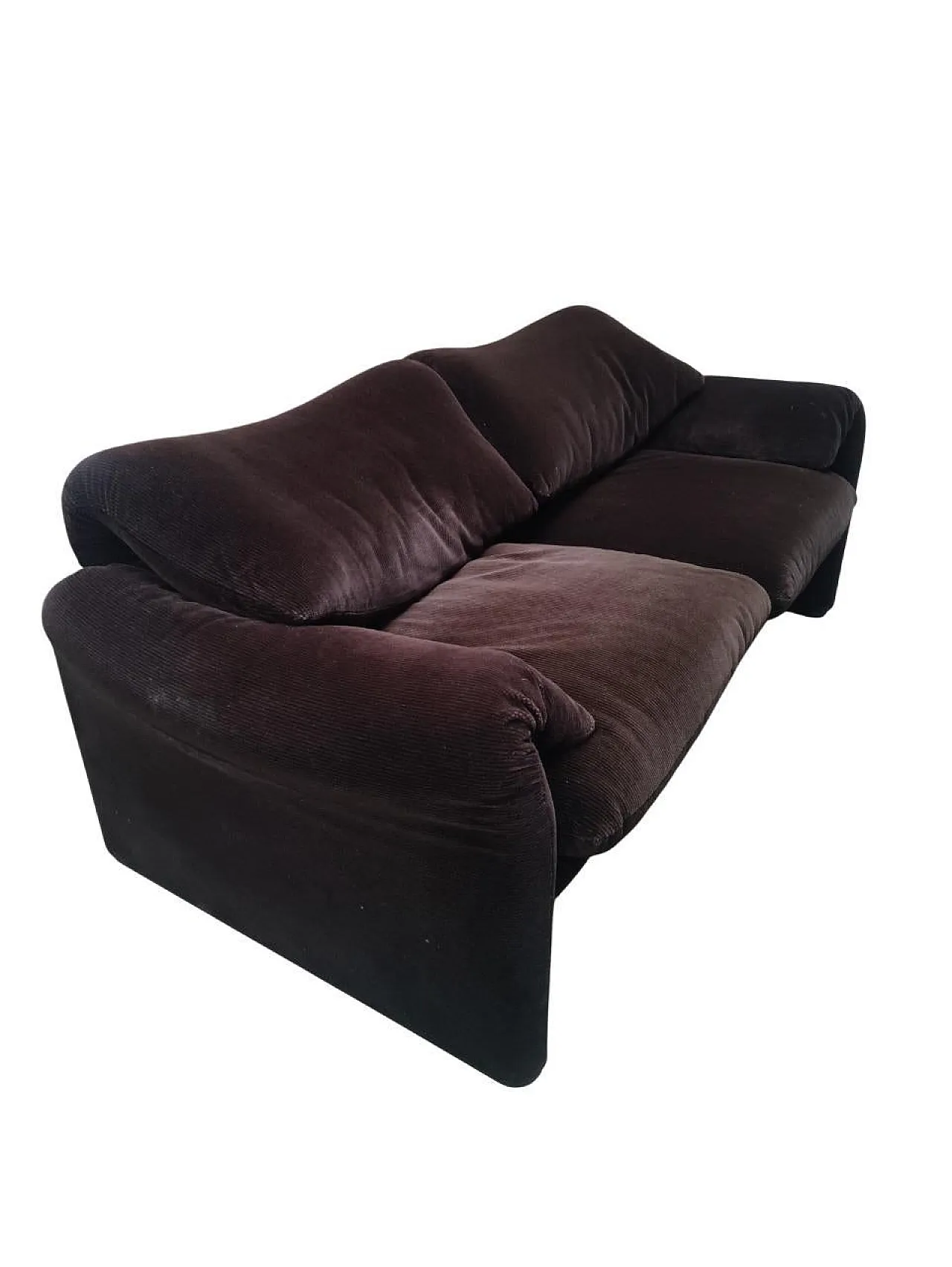 Maralunga sofa designed by Vico Magistretti for Cassina, Italy 1973 7