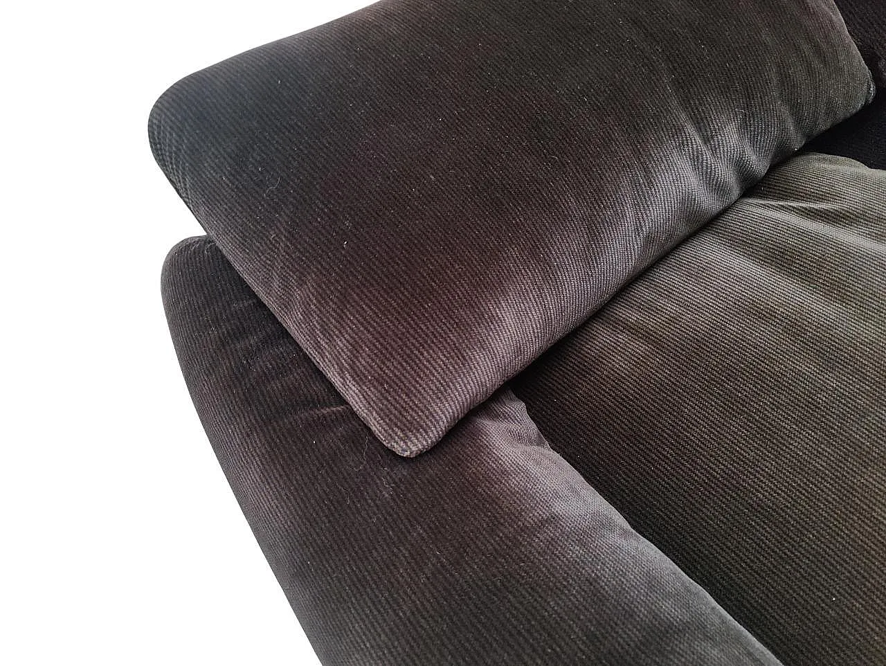 Maralunga sofa designed by Vico Magistretti for Cassina, Italy 1973 9