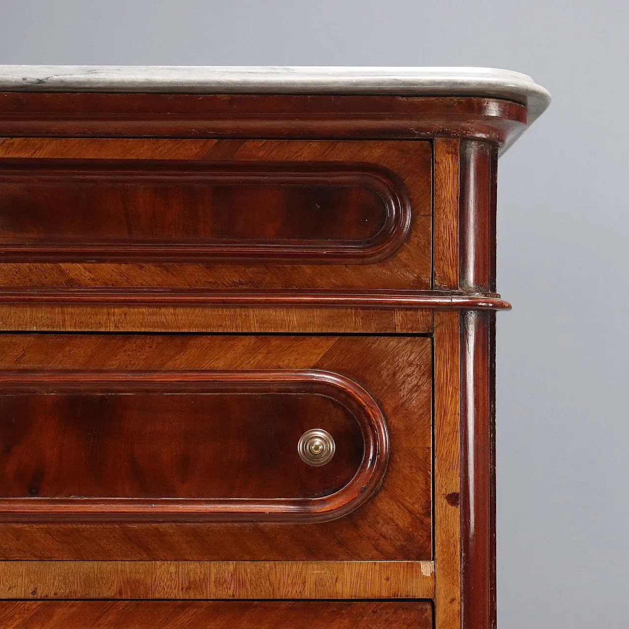 Mahogany chest of drawers, 19th century 4