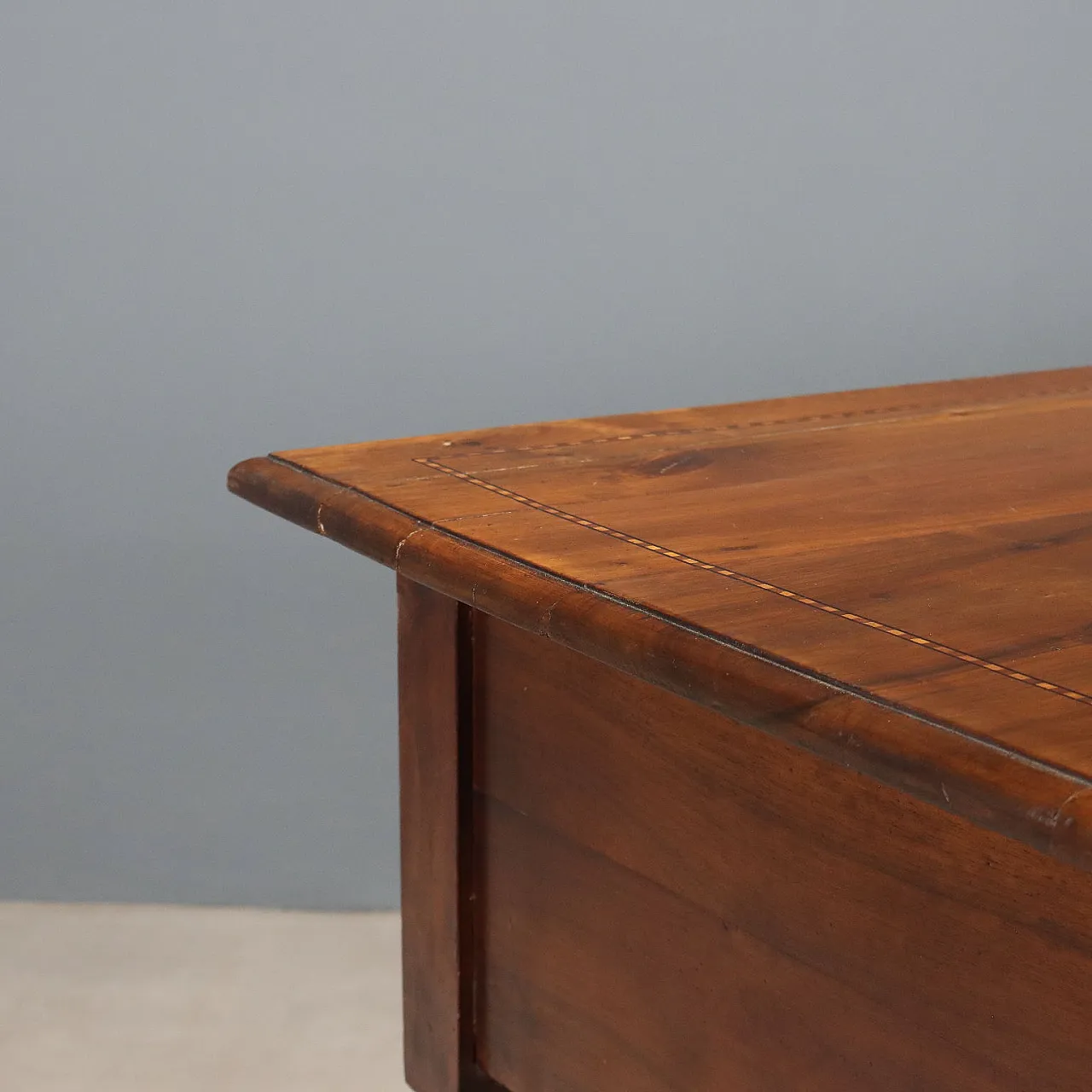 Open walnut desk, 20th century 5