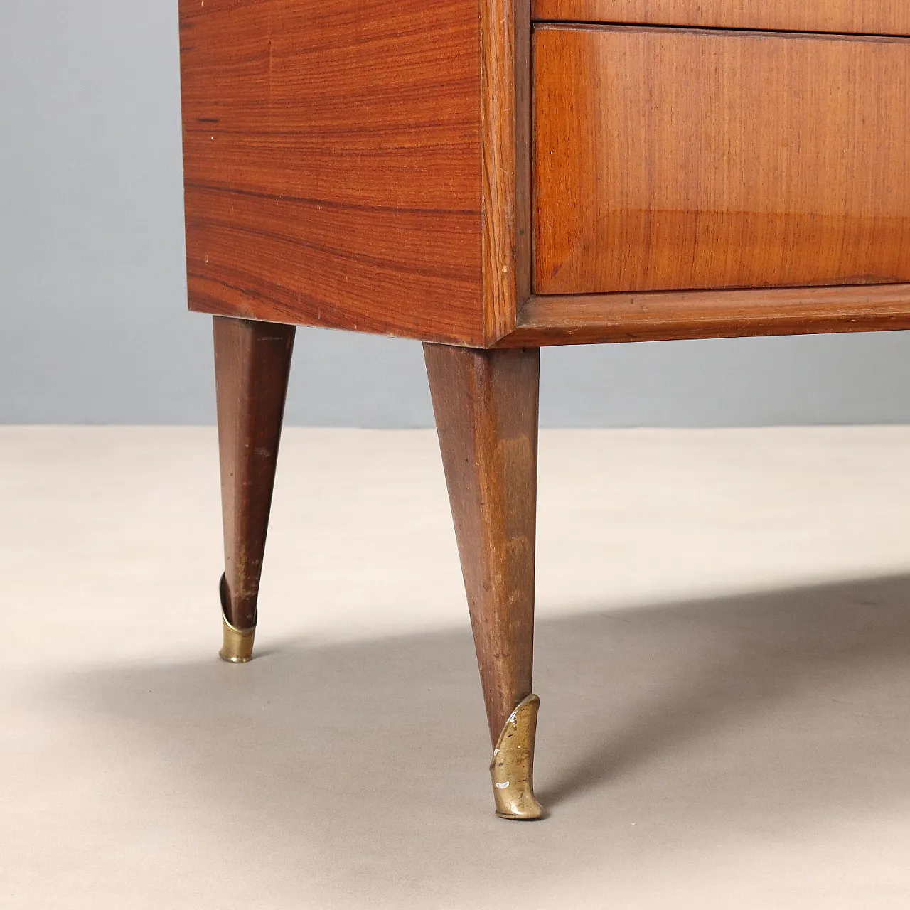 Dresser in teak and glass, mid-20th century 6