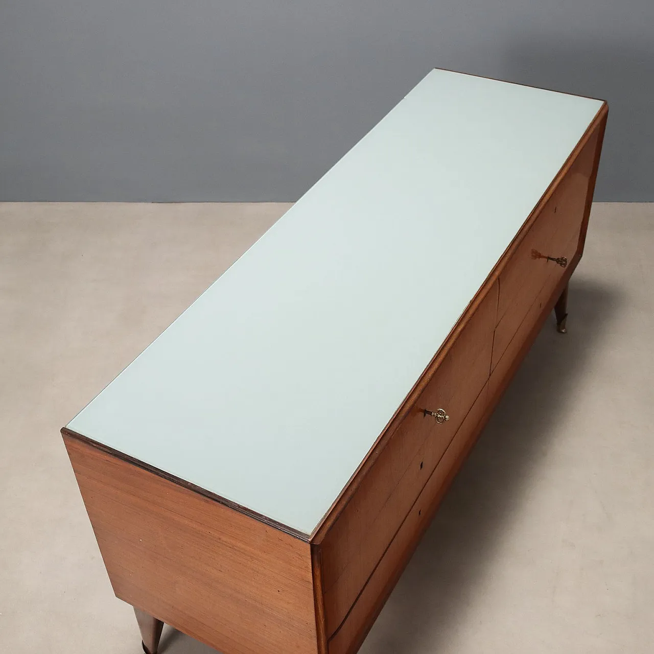 Dresser in teak and glass, mid-20th century 7
