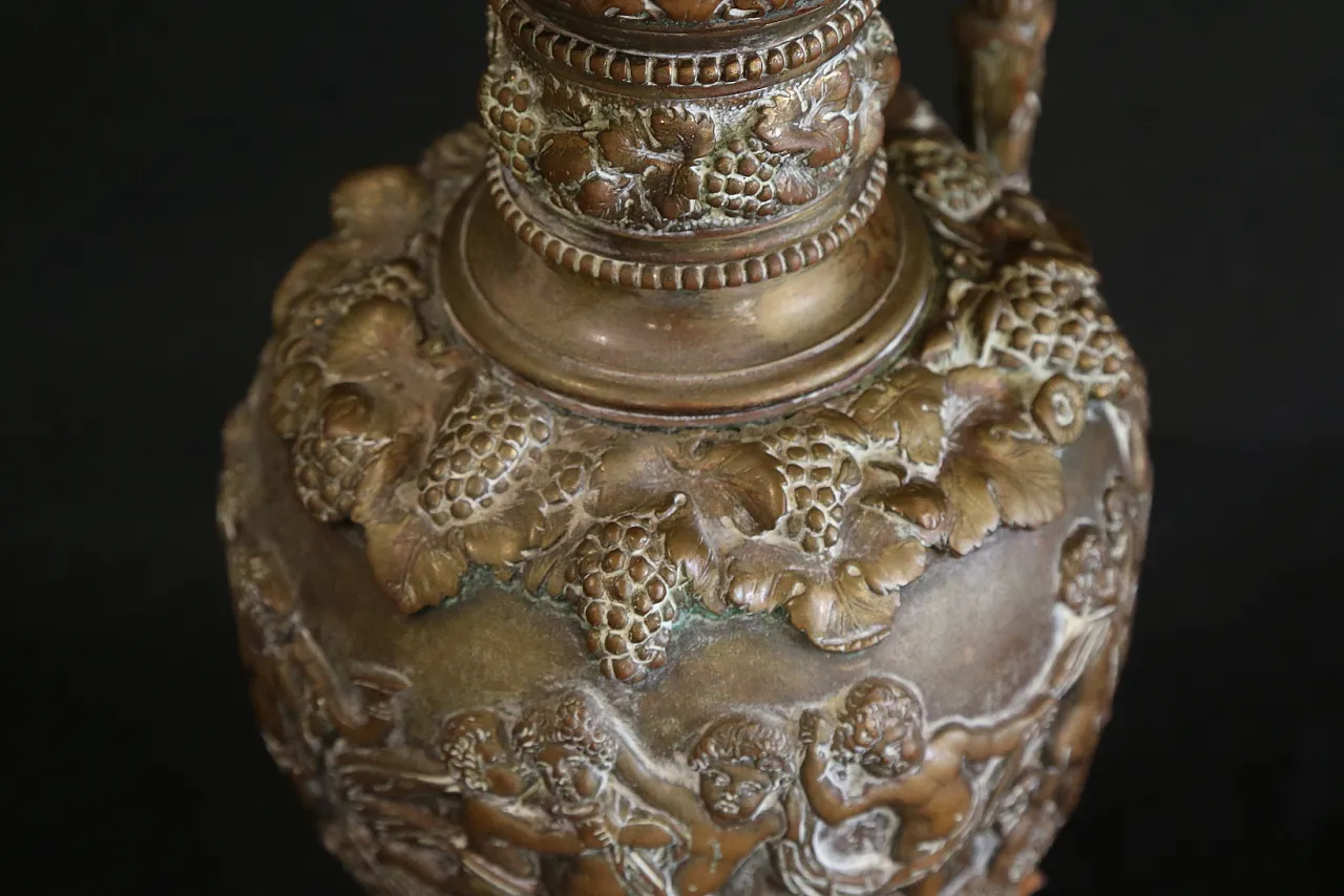 Bronze jug Napoleone III golden, 19th century 4