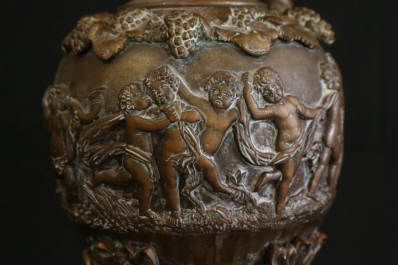 Bronze jug Napoleone III golden, 19th century 5