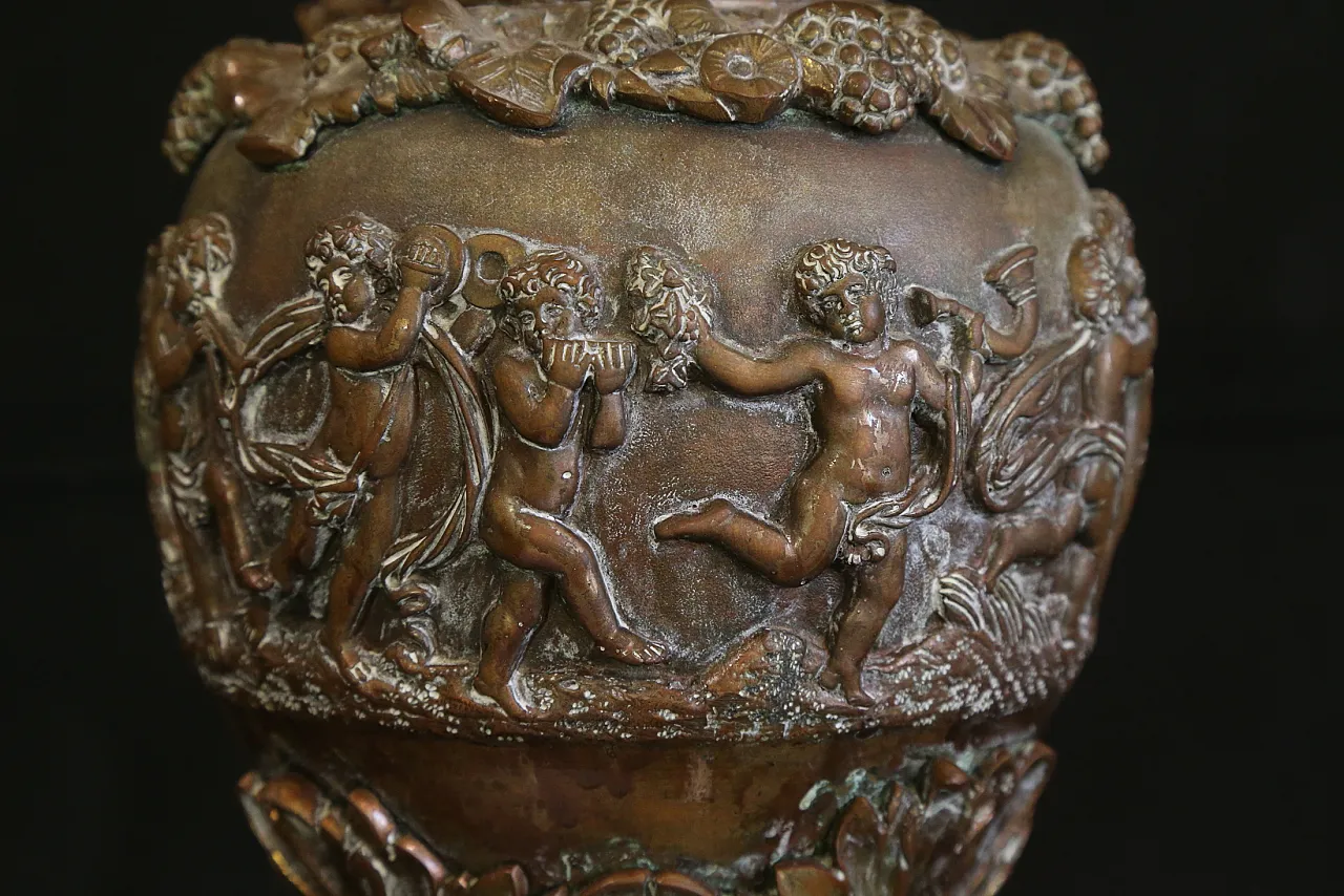 Bronze jug Napoleone III golden, 19th century 6