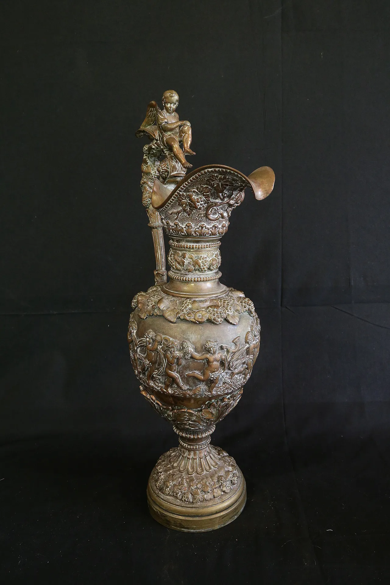 Bronze jug Napoleone III golden, 19th century 12