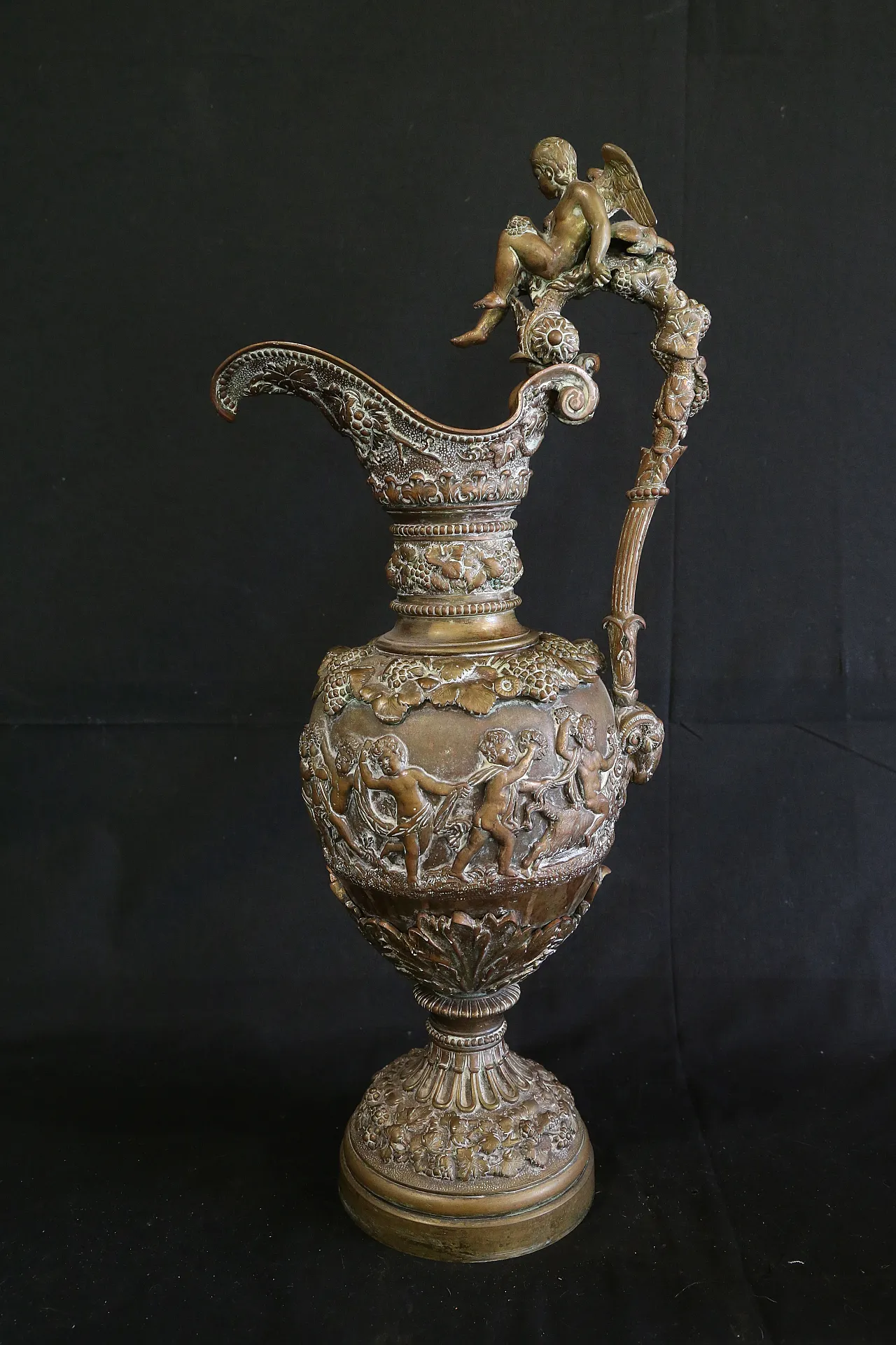 Bronze jug Napoleone III golden, 19th century 15