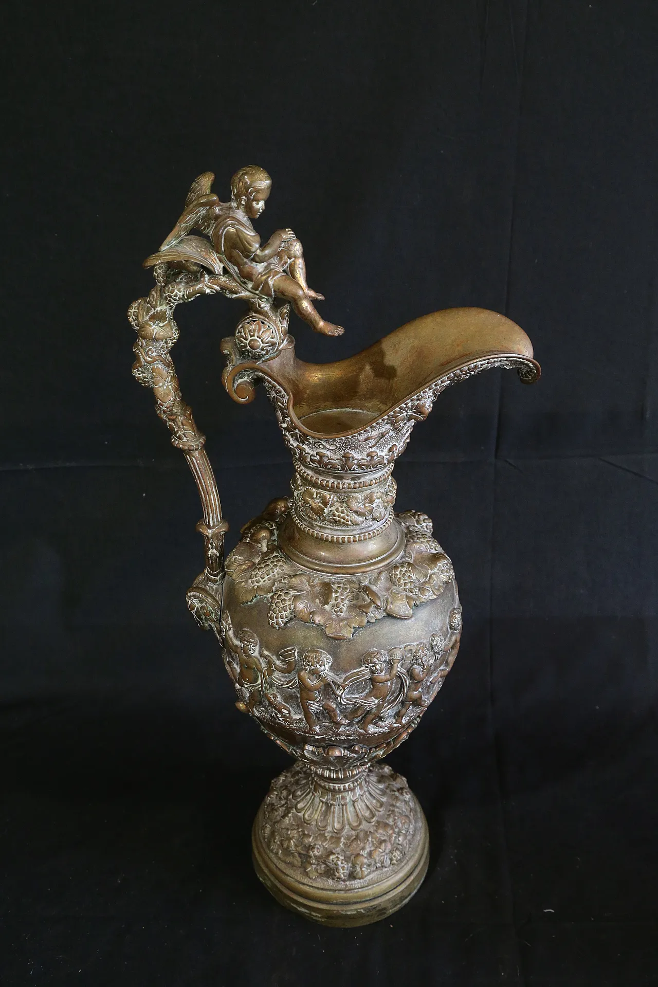 Bronze jug Napoleone III golden, 19th century 16