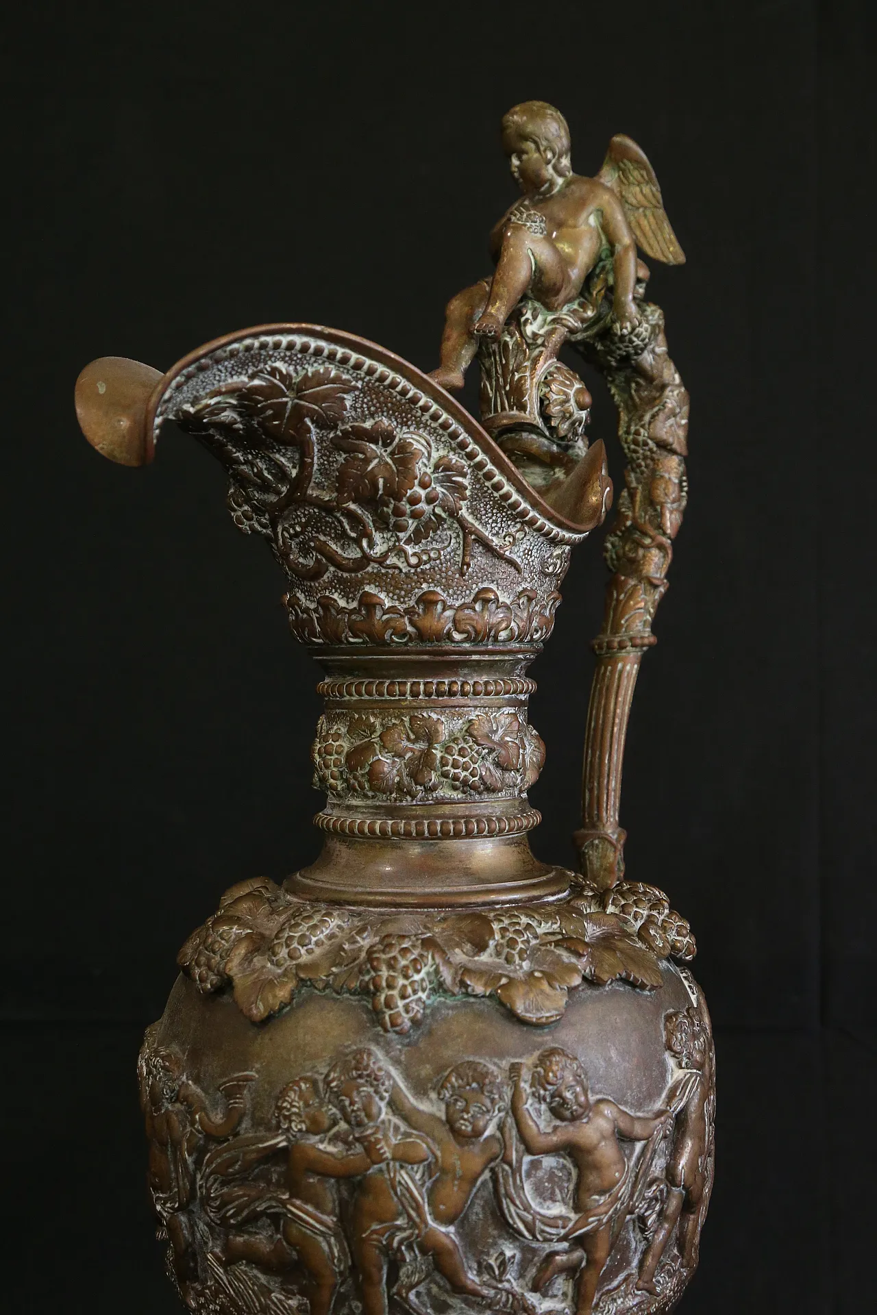 Bronze jug Napoleone III golden, 19th century 24