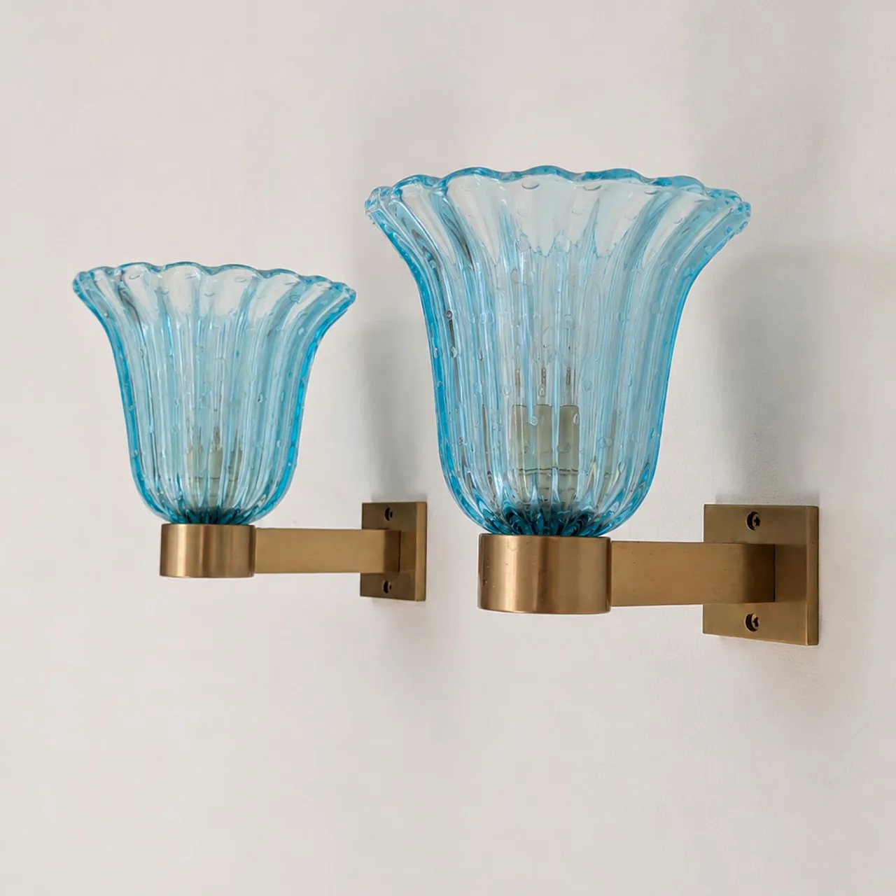 Appliques in vetro di Murano blu attribuite Barovier & Toso, anni '50 9