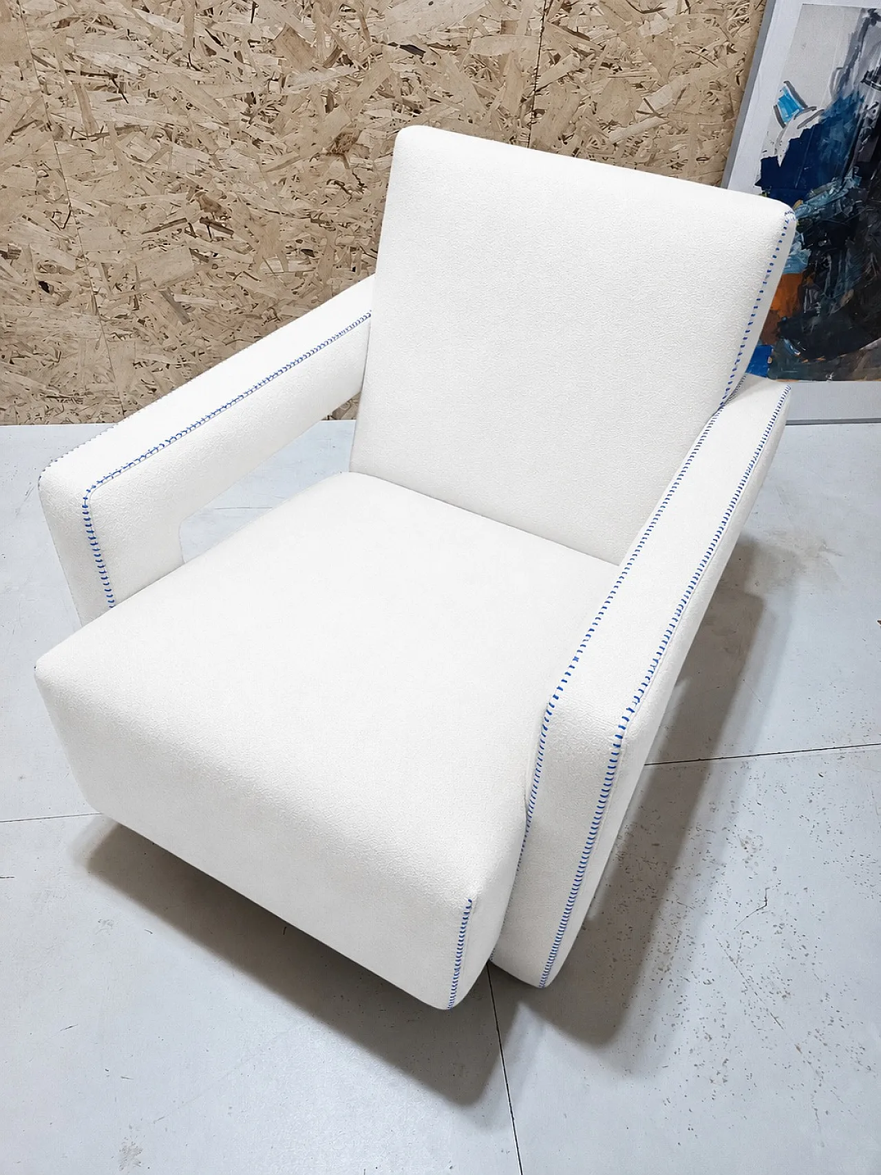 Poltrona Utrecht di Cassina in Lana Kvdrat bianca & cuciture blu, 2000 3