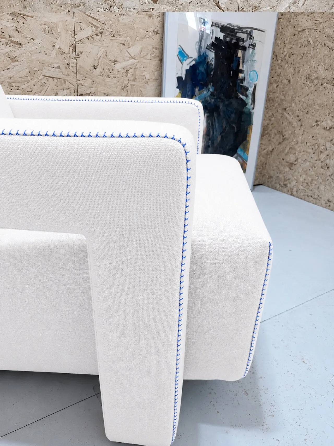 Poltrona Utrecht di Cassina in Lana Kvdrat bianca & cuciture blu, 2000 18