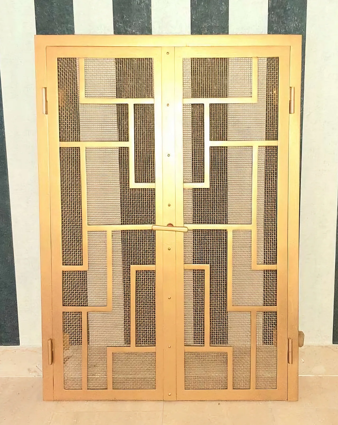 Paravento per camino di design – Josef Hoffmann, inizio del XX secolo 2