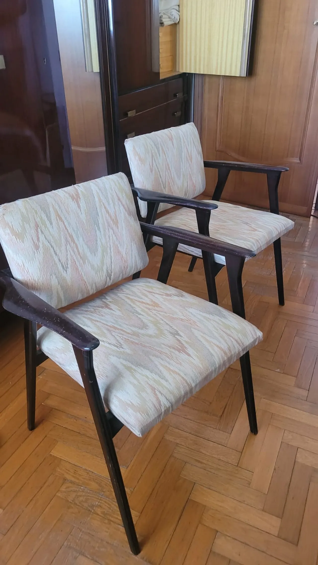 Pair of armchairs by Silvio Cavatorta, 50s 3