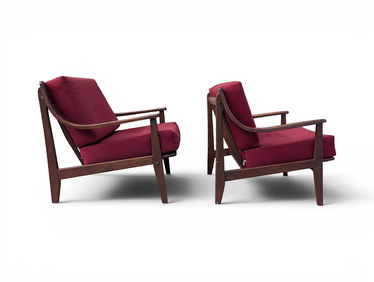 Pair of Mid-Century armchairs in wood and burgundy velvet, 60s 2
