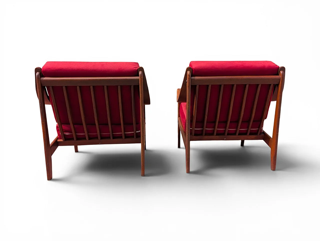 Pair of Mid-Century armchairs in wood and burgundy velvet, 60s 3