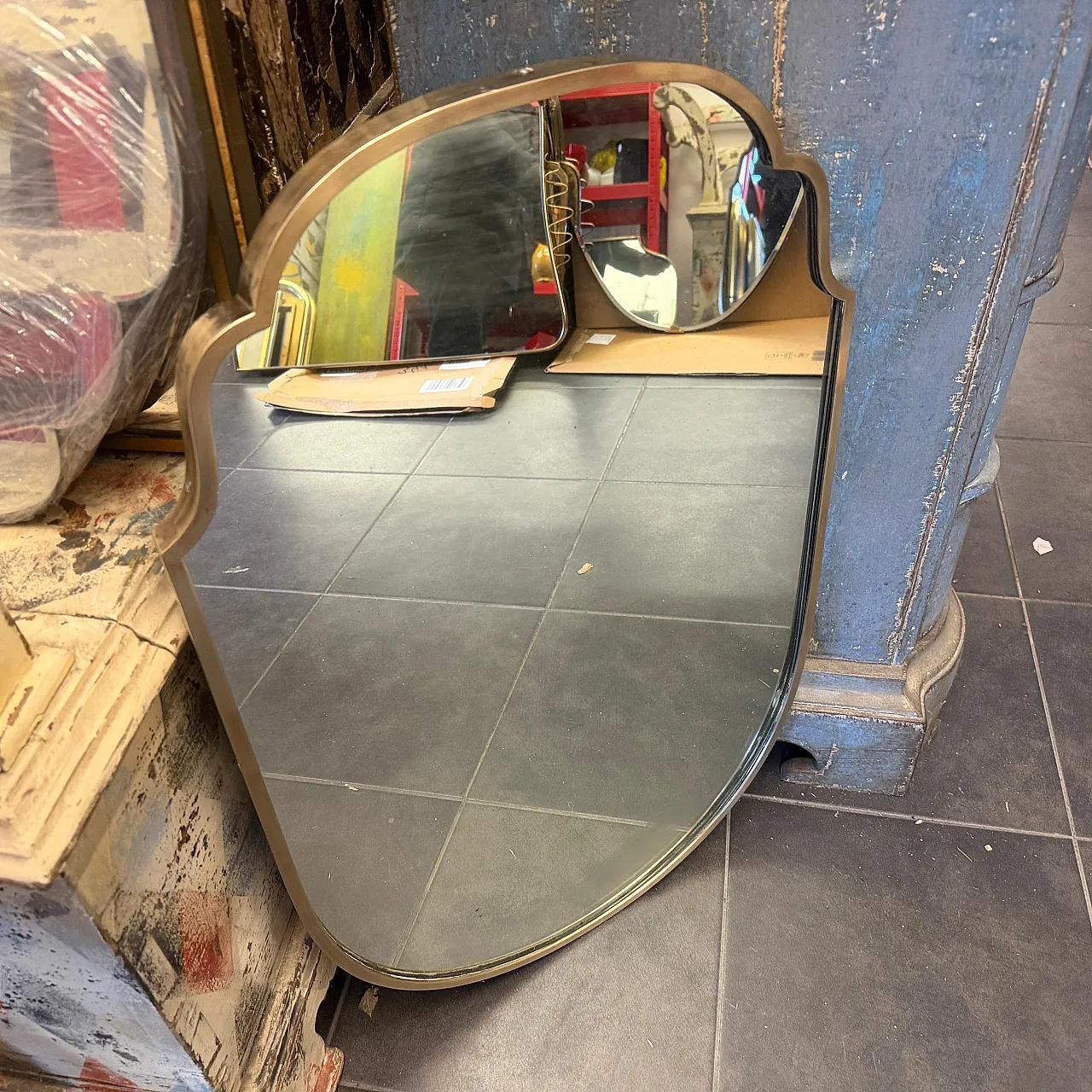 Specchio da parete in ottone massiccio in stile Gio Ponti, anni '50 4