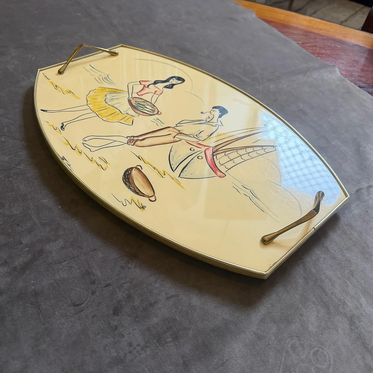 Mid-Century Modern brass and lacquered wood serving tray, 1950s 4