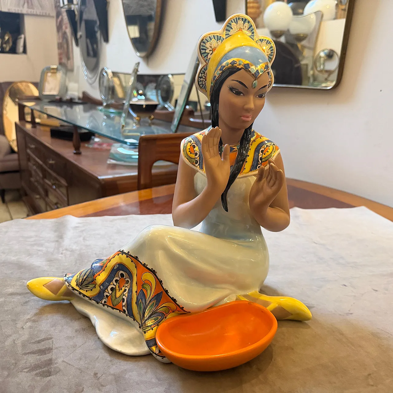 Hand-Painted porcelain oriental woman figure by Ronzan, 1950s 2