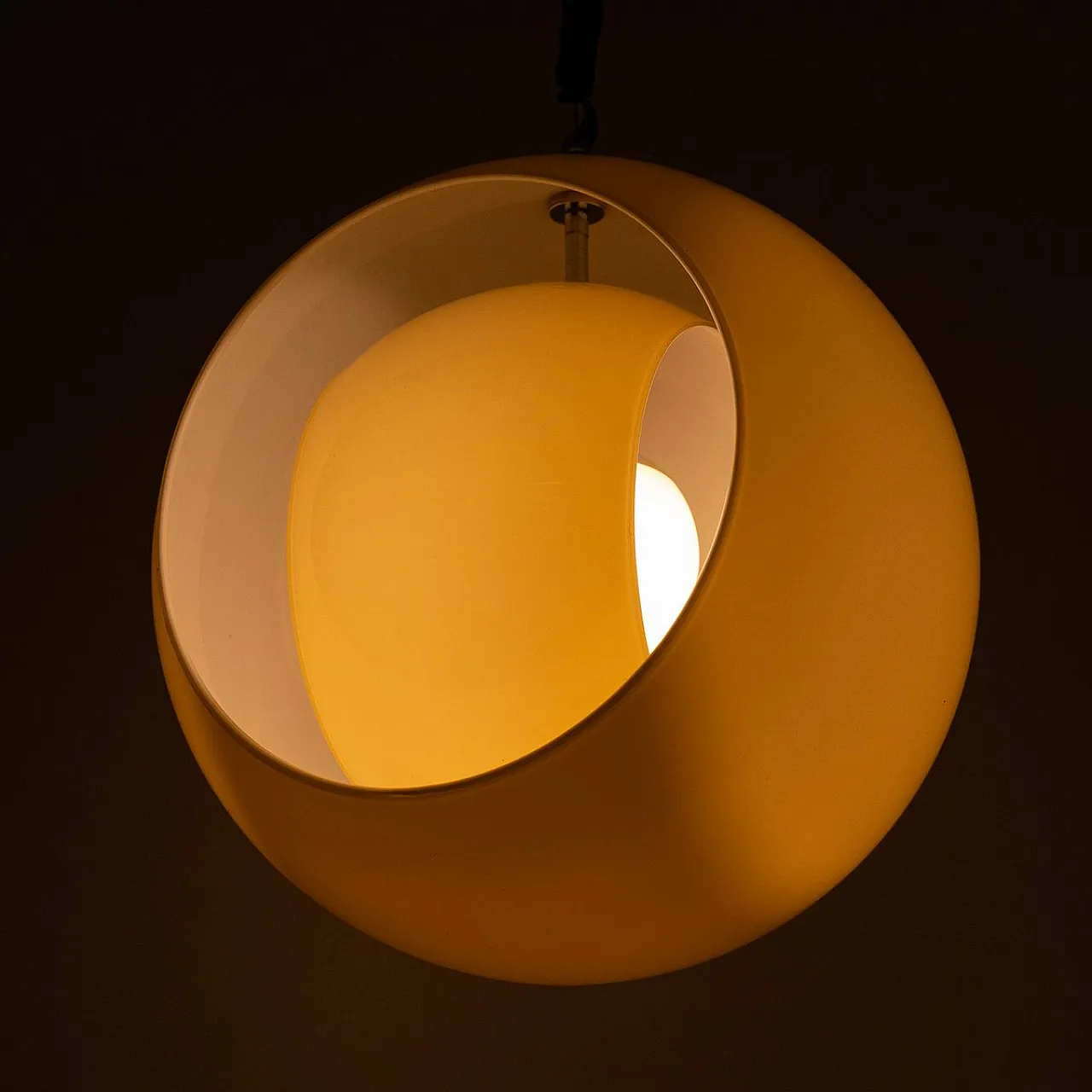 Lampada Eclisse di Mazzega, anni '70 3