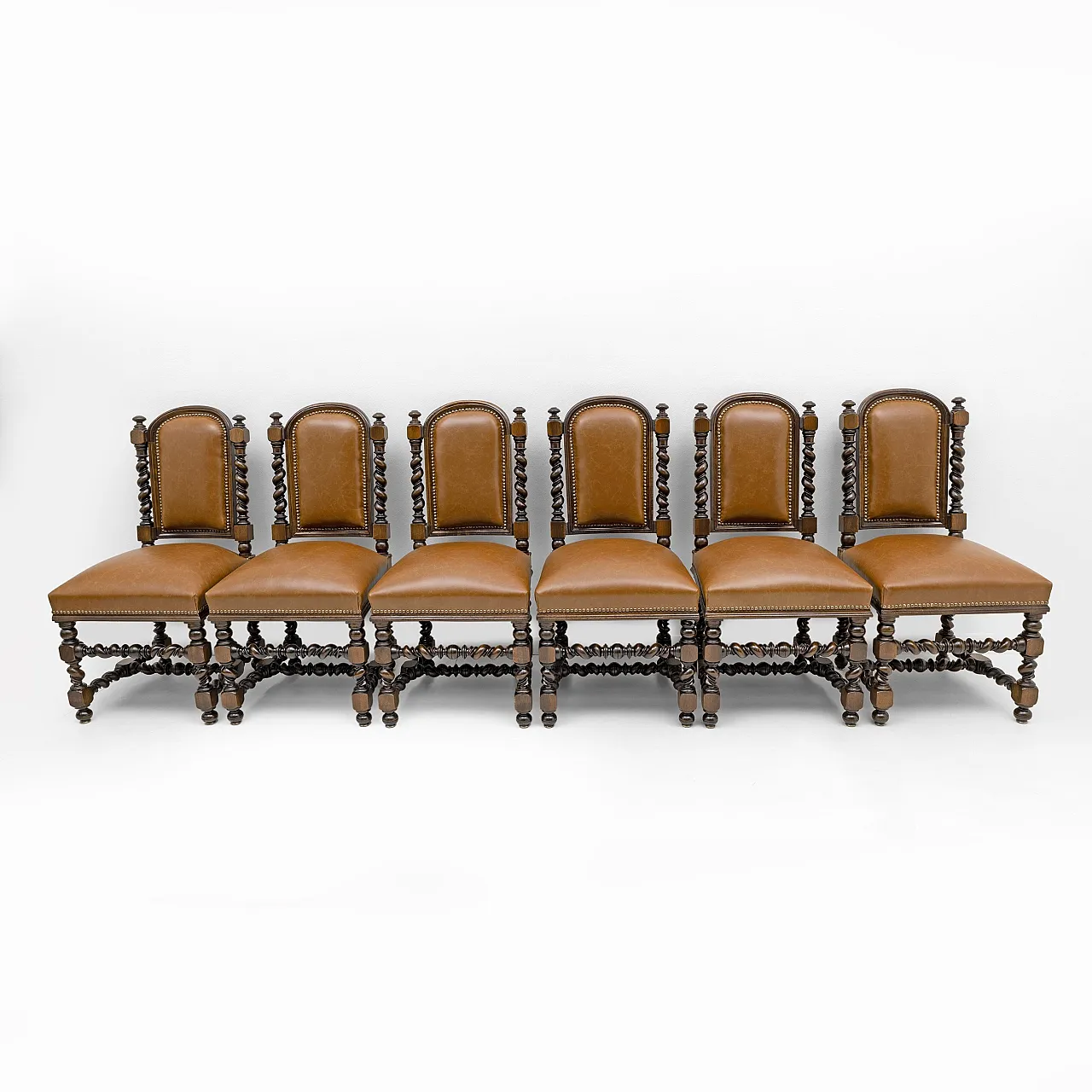 6 Neo-Renaissance walnut dining chairs in leather, late 19th century 2