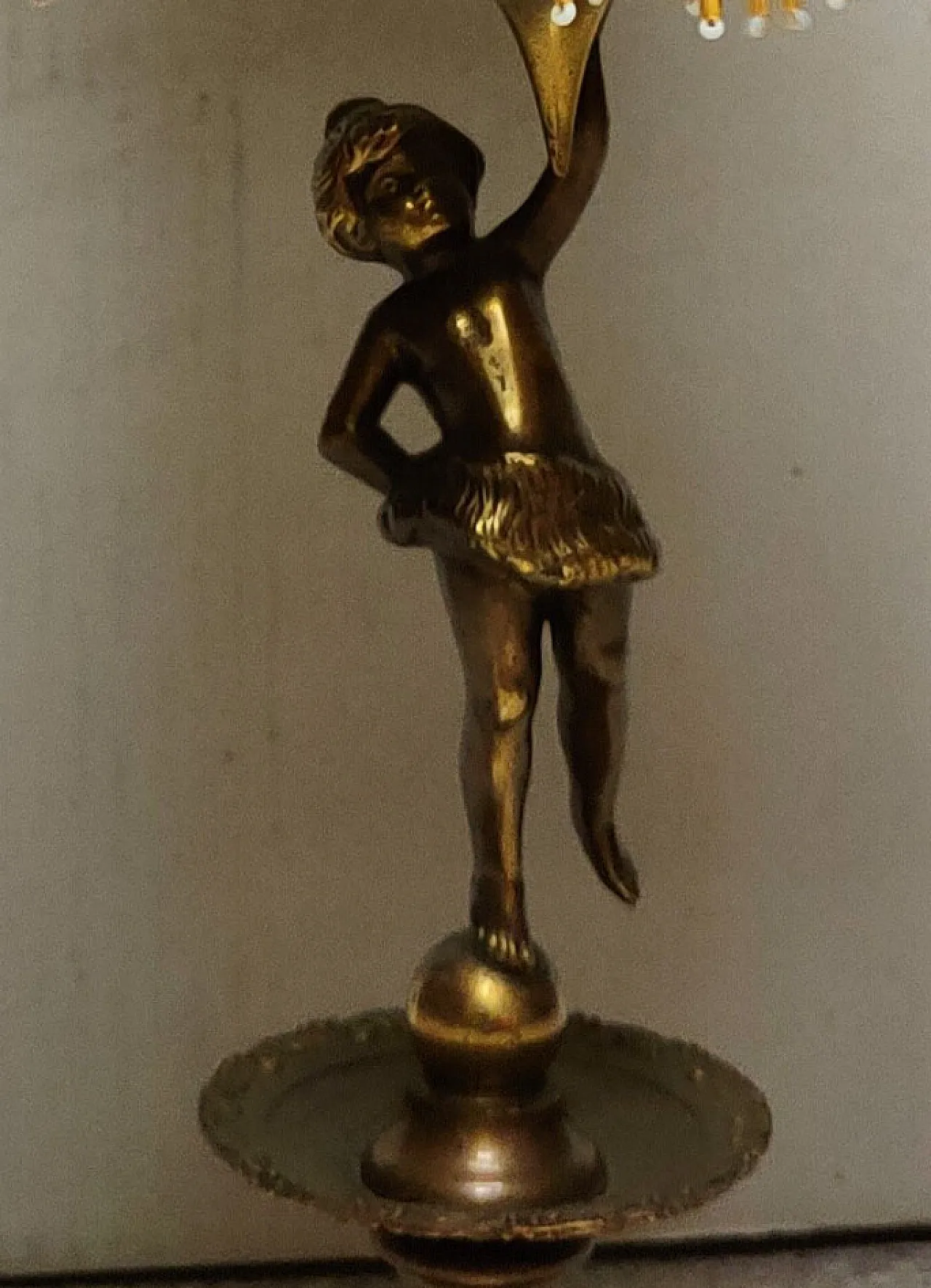 Lampada da tavolo con perline, anni '70 2