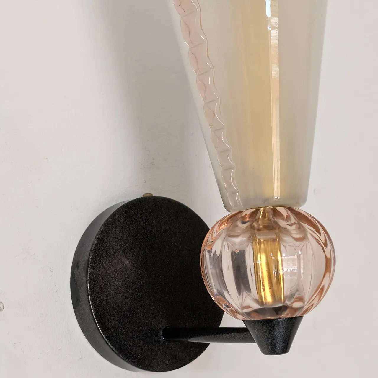 Pair of sconces in pink Murano glass by Barovier and Toso, 50s 4