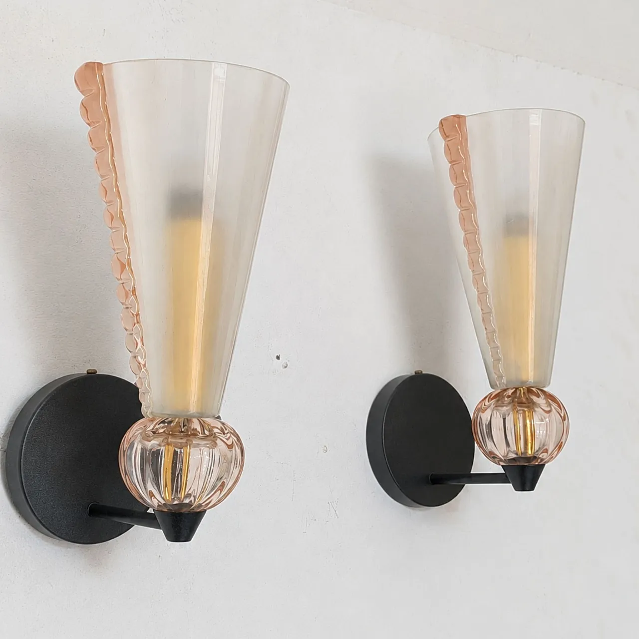 Pair of sconces in pink Murano glass by Barovier and Toso, 50s 9
