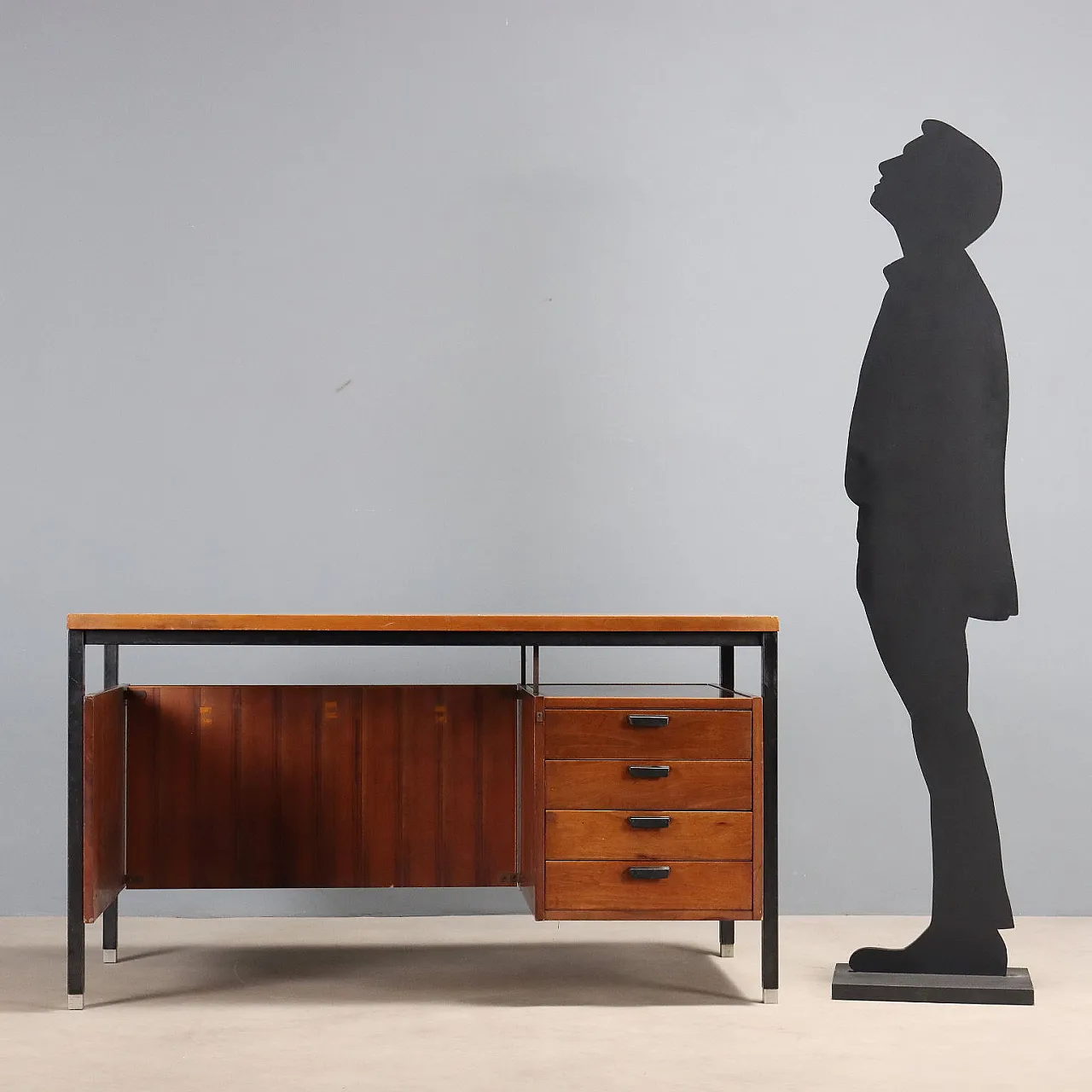 Wooden and metal desk, 1960s 3
