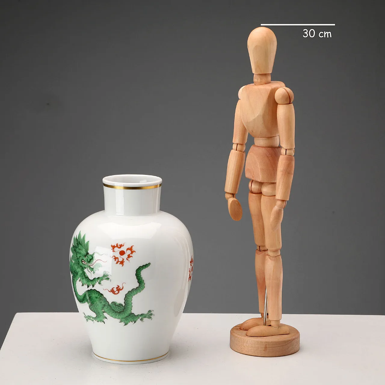 Meissen porcelain vase, 20th century 2